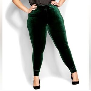 City Chic Isla Size 22 Green Velvet Pants NWT . Perfect for holiday parties!